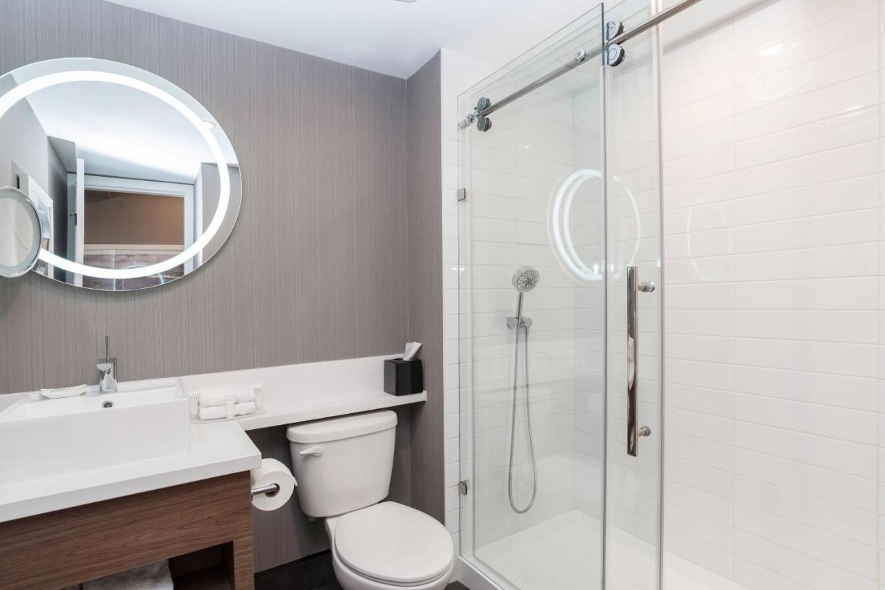 Sandman Signature St. John'S Hotel Экстерьер фото